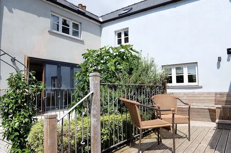 Priory Cottage - Beautiful Cottage, Near to Beach