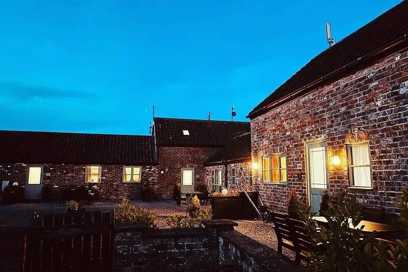 Heritage Cottage - A delightful cottage with views of the historic Bempton Mill