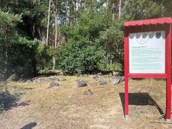 Bronzezeitliches Hugelgrab