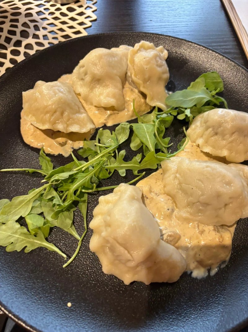 CONFIT Food & Wine