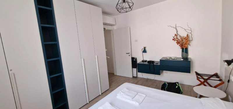 Laura's Home - I Navigli Che Vorrei