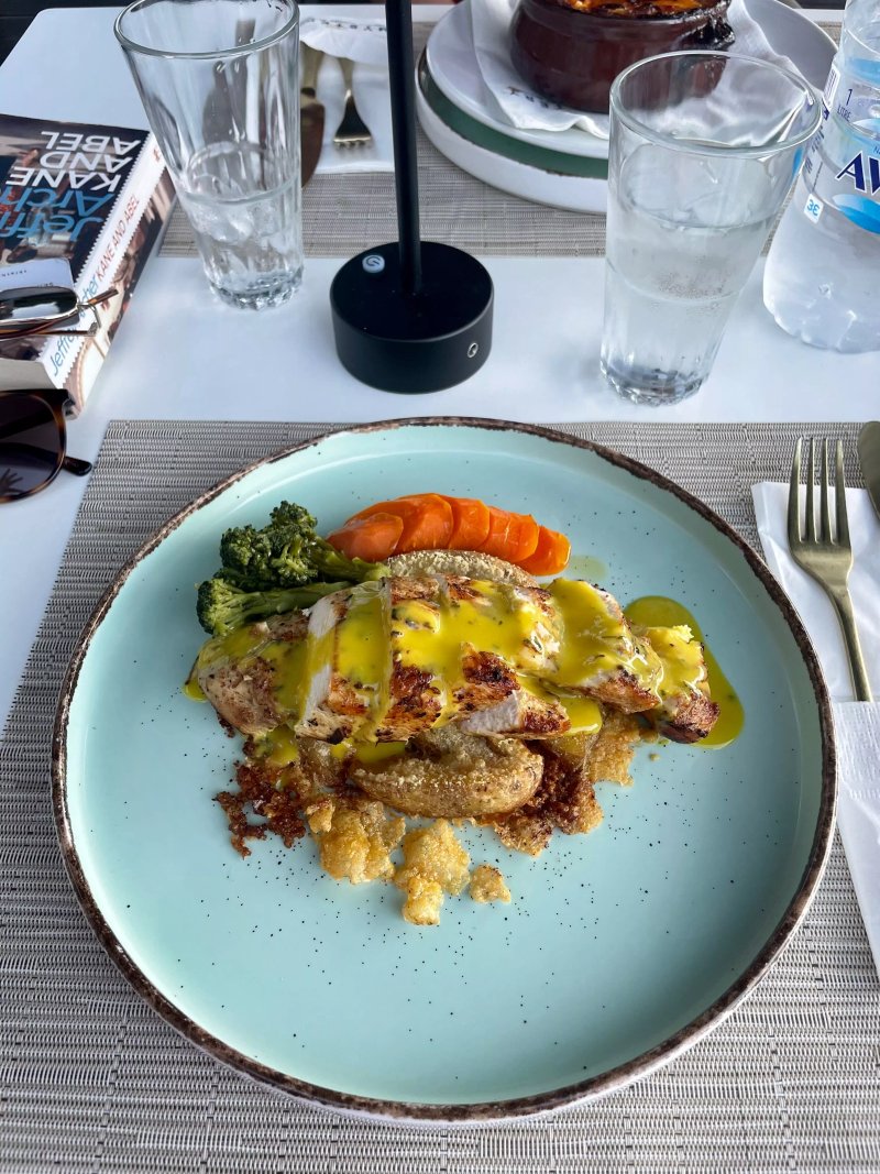 Savour Restaurant