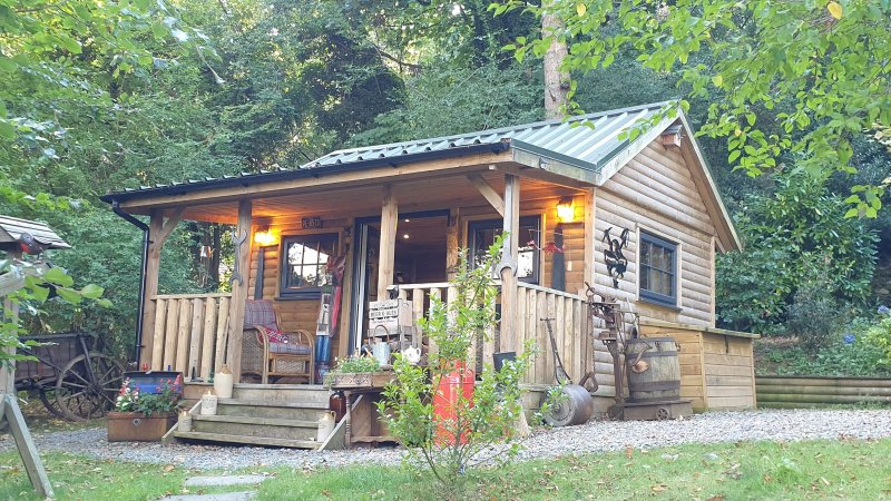 Miners Log Cabin