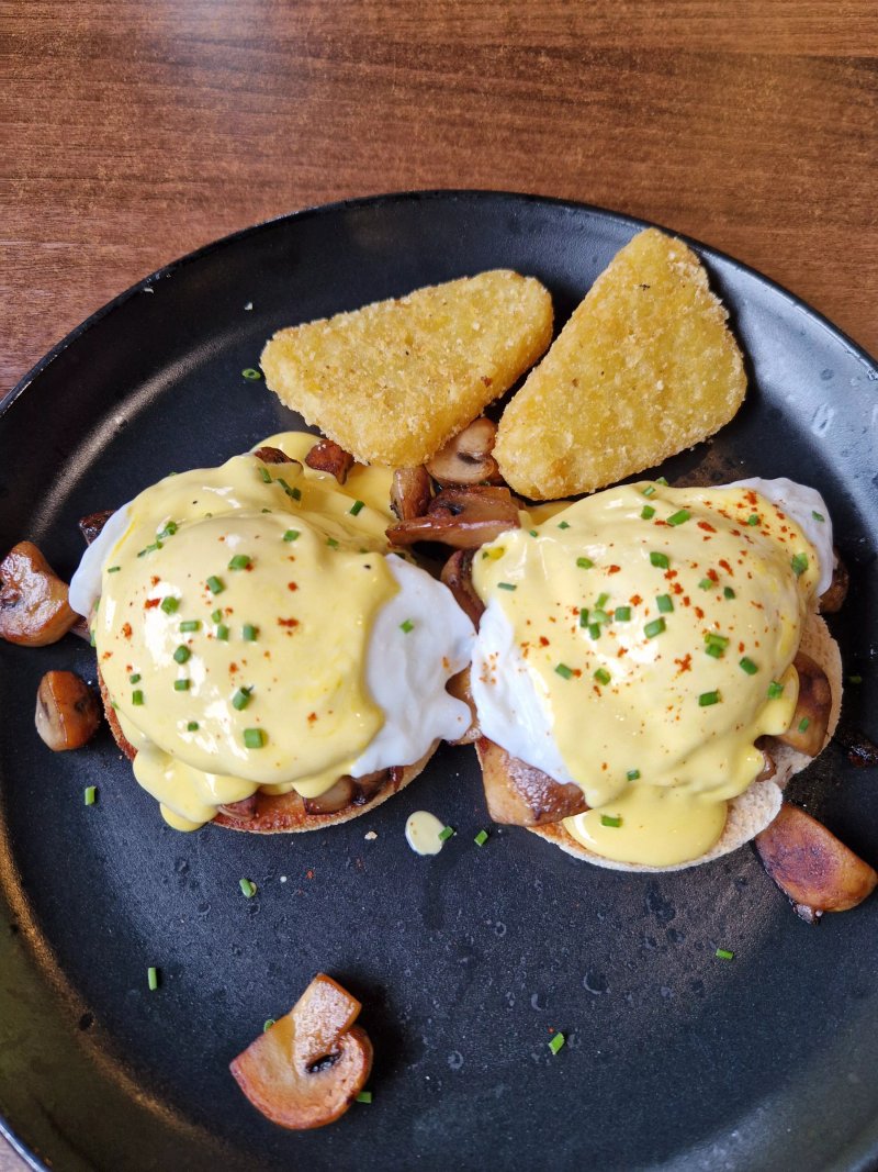 Scrum Five Bistro & Cafe
