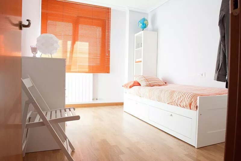 3 bedroom apartment with parking and wifi