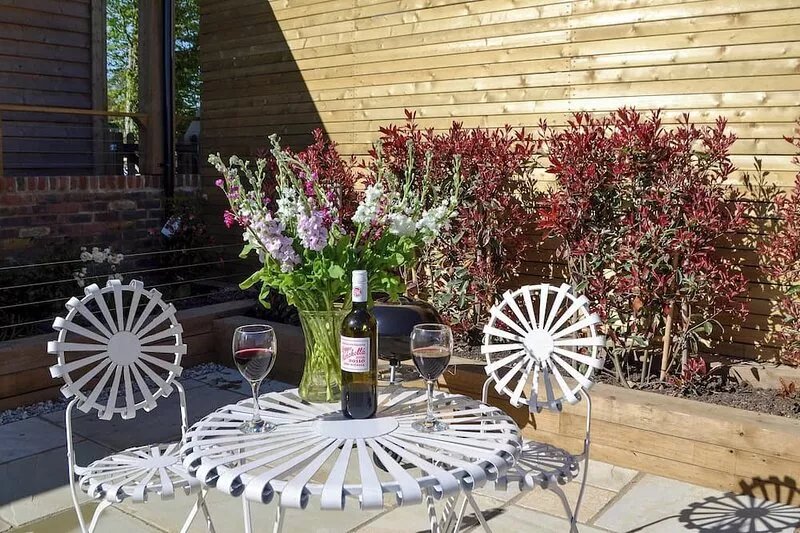 Ideal for couples looking for a romantic getaway, a stay in this fabulous barn