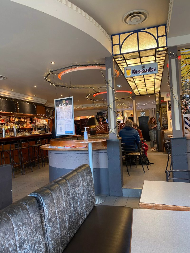 Cafe des Arts
