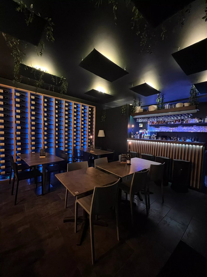 Bottle Bar