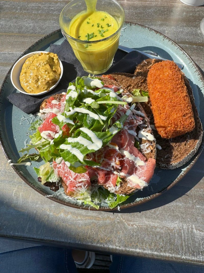 Eetcafe De Eerste aanleg