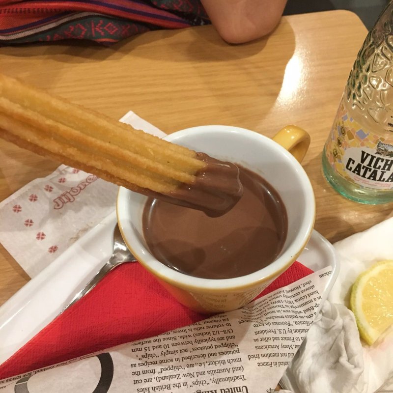 Jijonenca de Sagrada Familia Heladeria Cafeteria