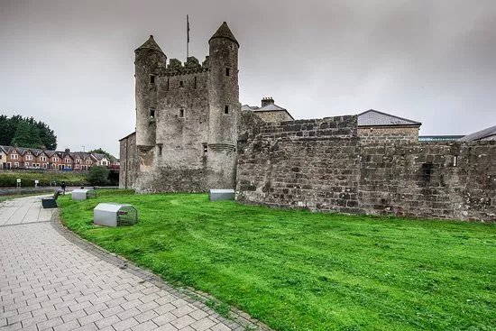 Enniskillen Castle