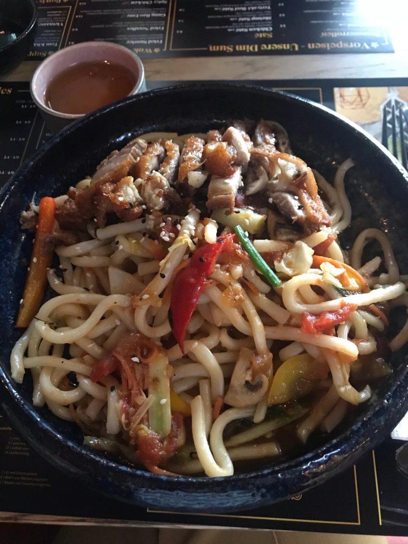 Izu Asian Bistro