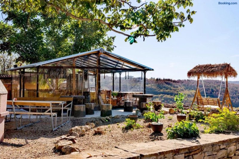 Holiday Complex Arbanashki Style
