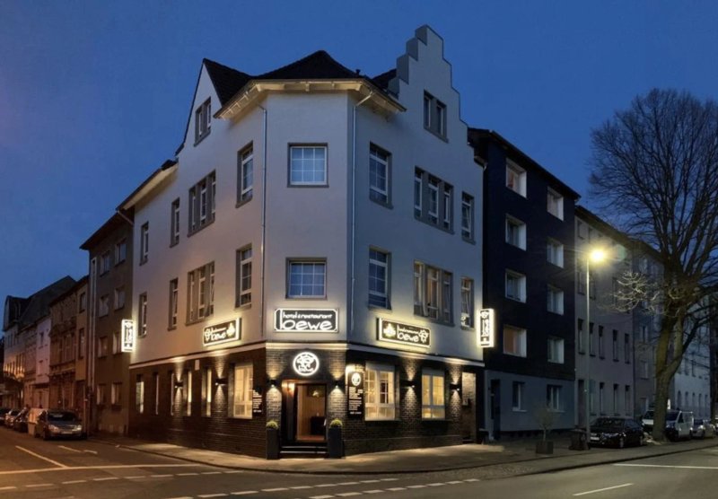Loewe Burger Restaurant