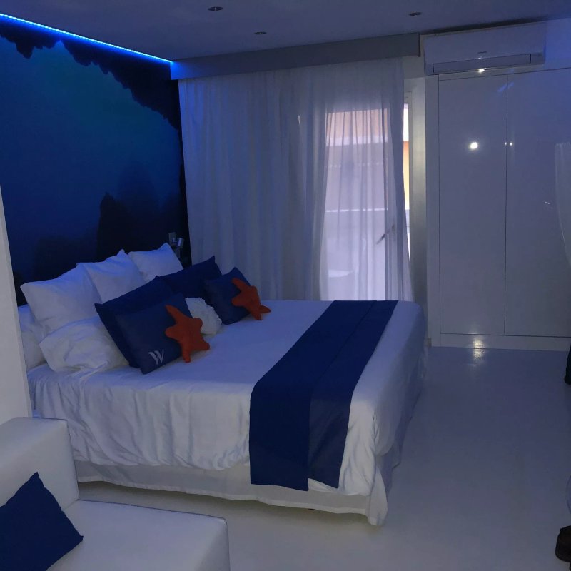 Wavia Hotel