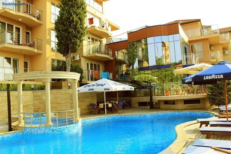 Twins Palace Apart Hotel