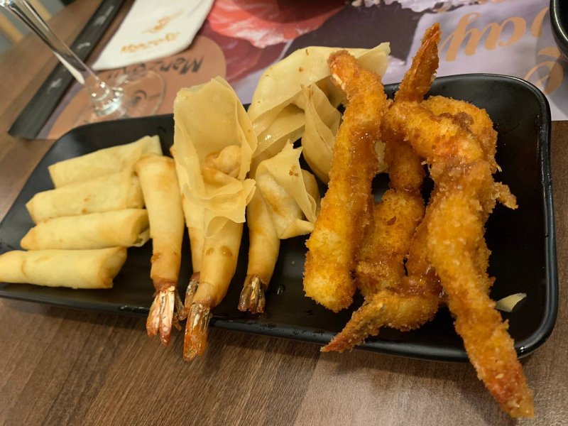 Manzoku Sushi House