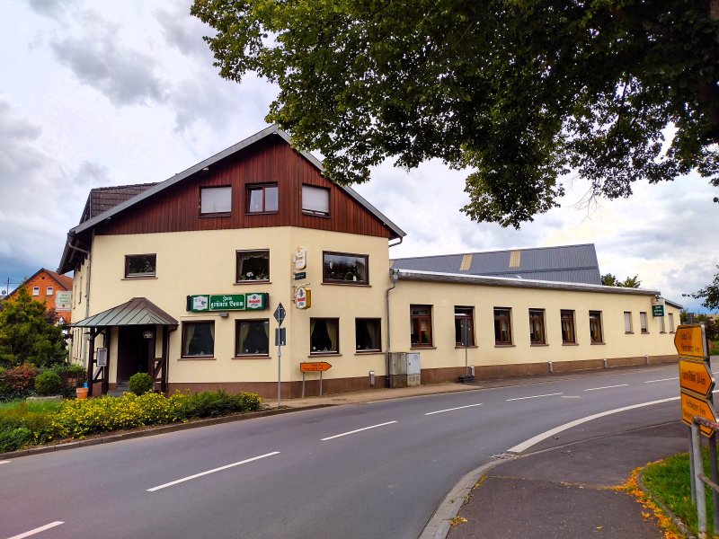 Zum grunen Baum