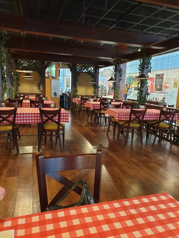 Ristorante Bella Roma / Daddy"s Diner