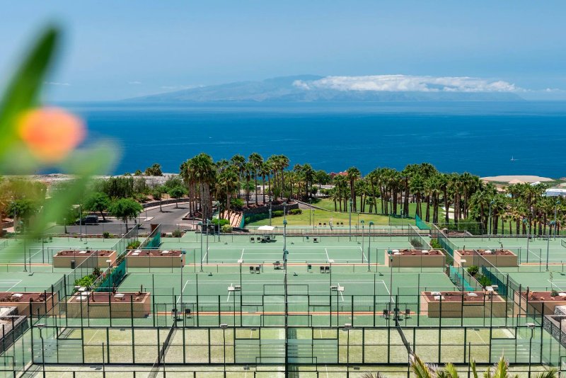 Las Terrazas De Abama Suites
