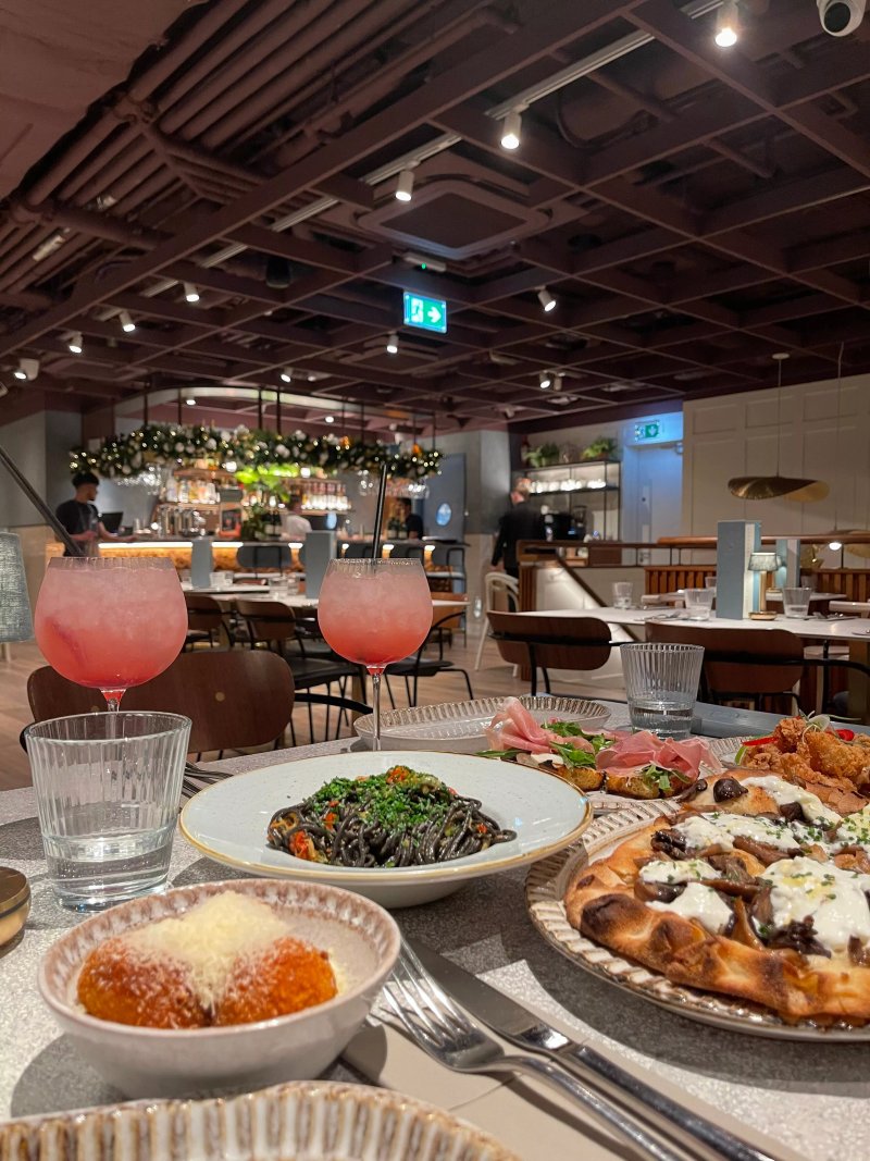 Larch Restaurant