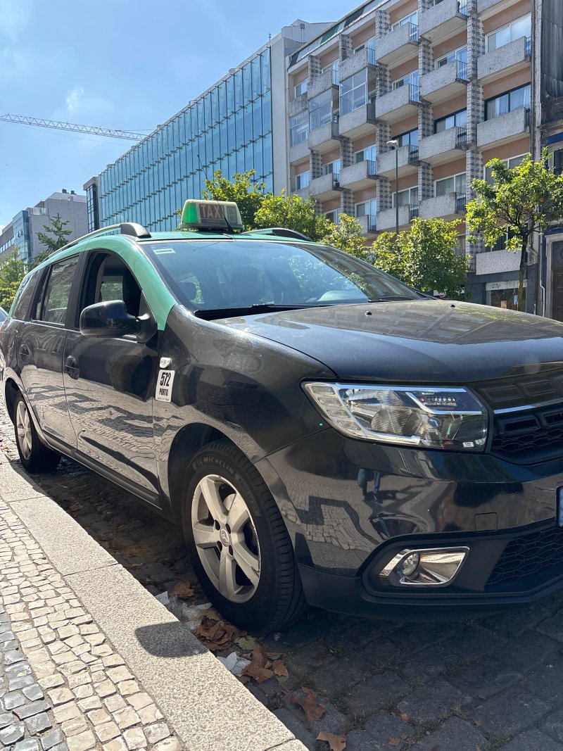 Taxi-572 Porto