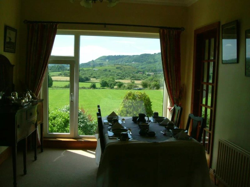 Inchiquin View Farmhouse