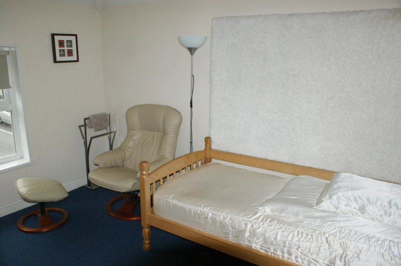East Midlands (EM) Guesthouse