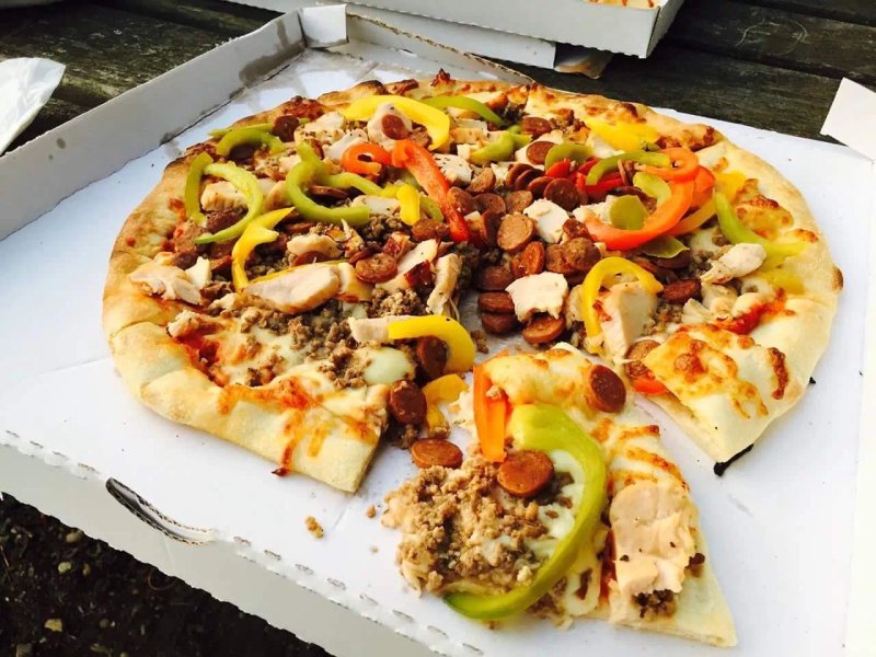 Hollywood Pizza