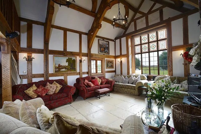 Baronial  Hall Set in 7acres with Private Heated Pool And 6 Bedrooms All Ensuite