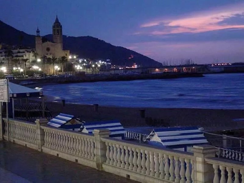 Villa With Private Pool in the mountains just 10 mins away from Sitges!