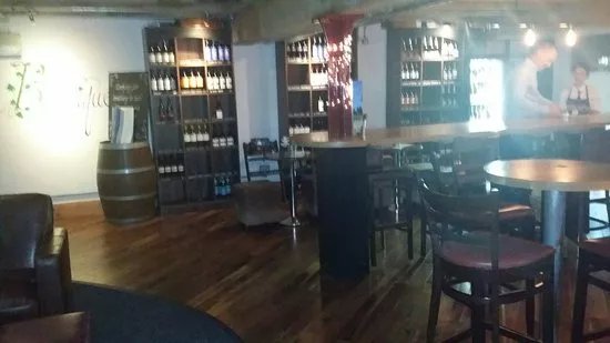 La Barrique Wine Cafe
