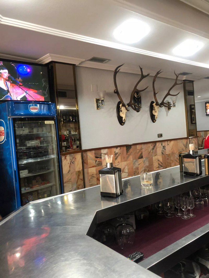 Los Angeles Cafeteria Bar