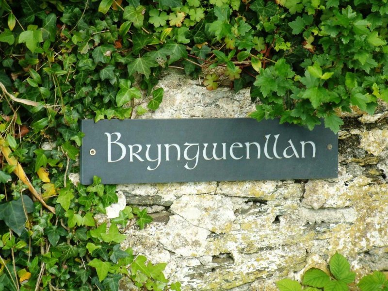 Bryngwenllan Cottage