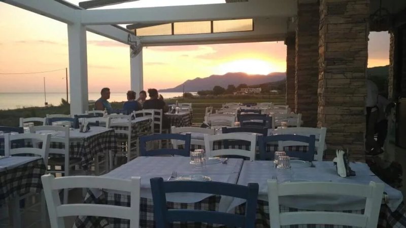 Almira Fish & Meat Tavern