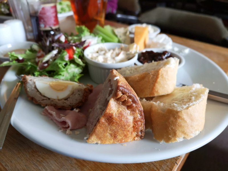 Fox and Hounds