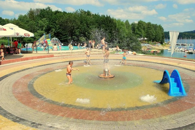 Unitra Resort