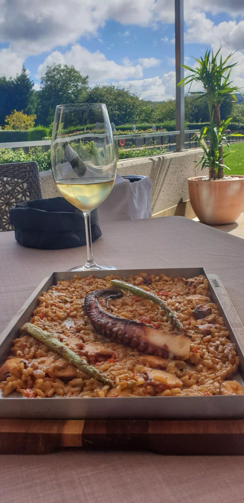The Green Restaurante Lounge