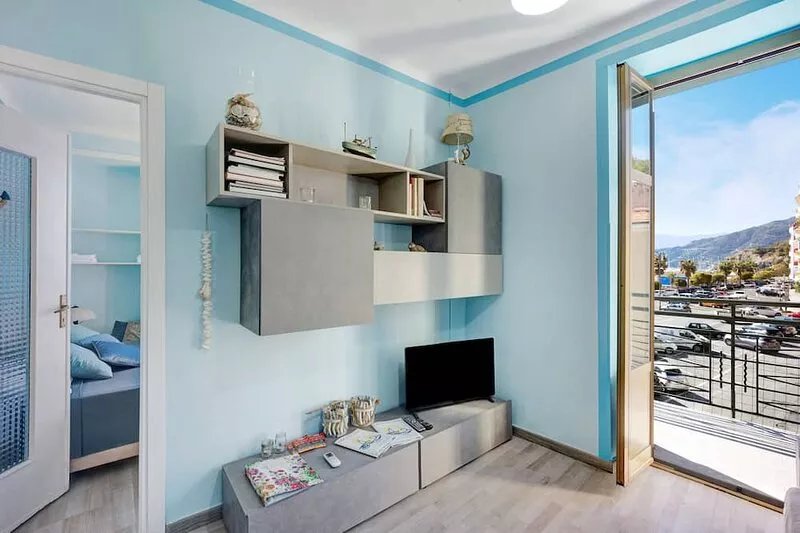 Pet-Friendly Apartment L'eternità with Sea VIew & Balcony