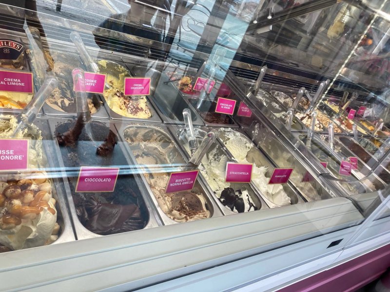 gelateria Panna & Fragola