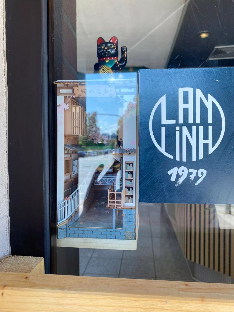 Lan-Linh 1979