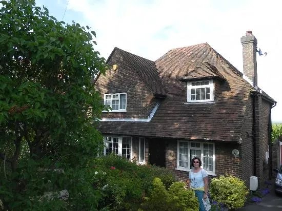 Two Chimneys Bed & Breakfast