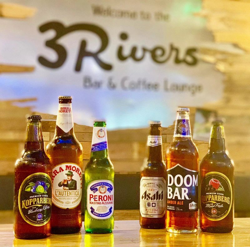 3 Rivers Bar & Coffee Lounge