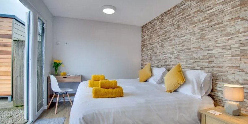Goldenhill Retreats