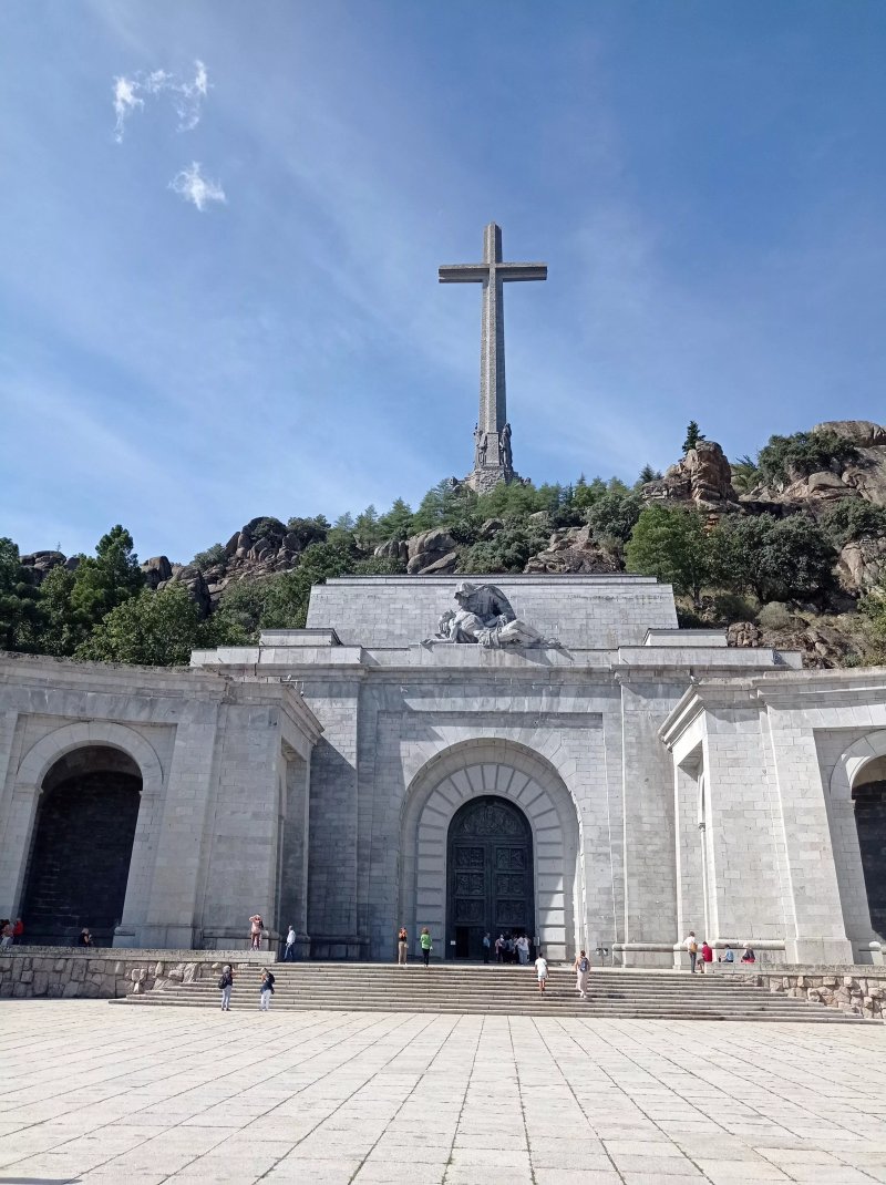 Basilica de la Santa Cruz del Valle de los Caidos