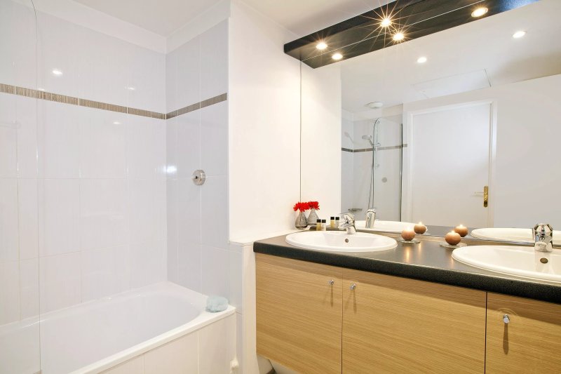 Residhome Appart Hotel Asnières