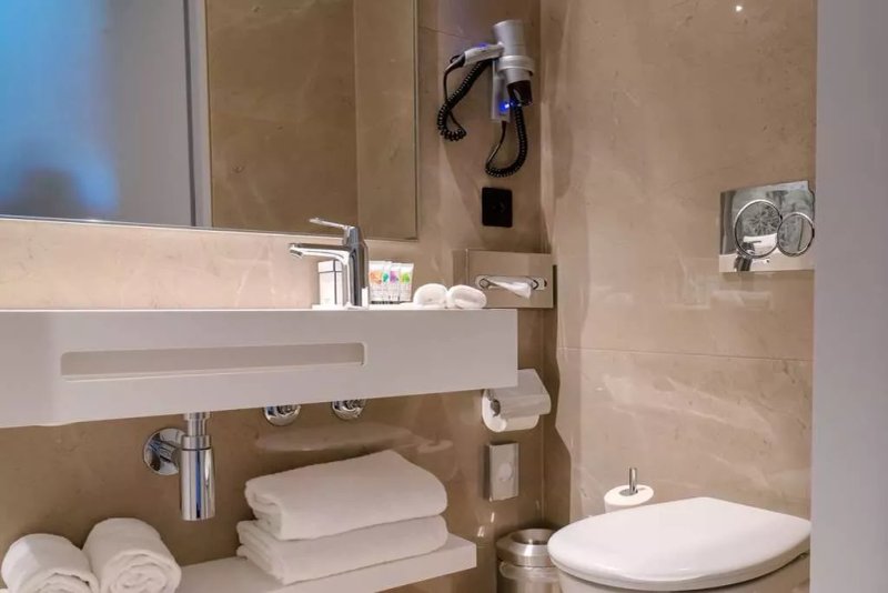 Nash Pratik Hotel
