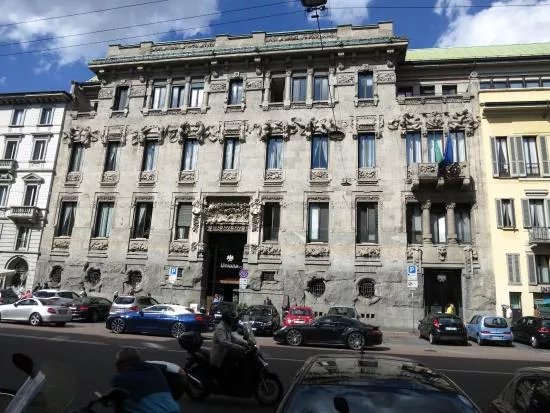 Palazzo Castiglioni