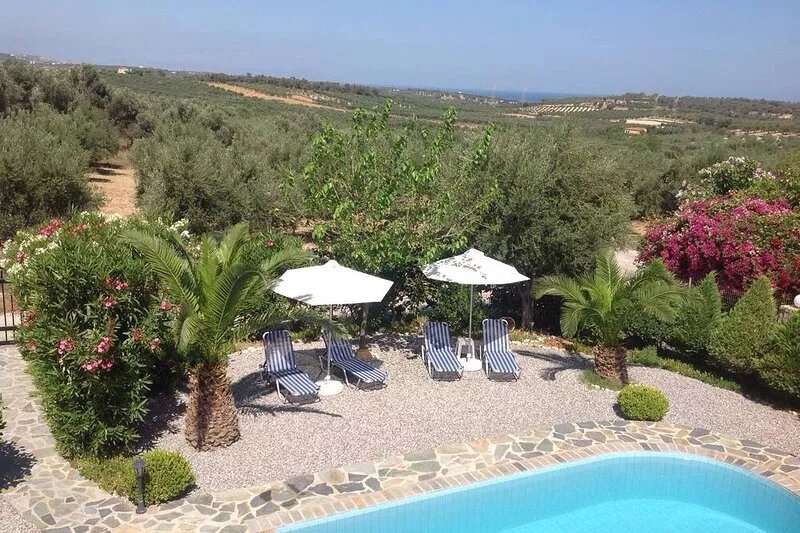 Villa Athina on Crete near Rethymno and the beach