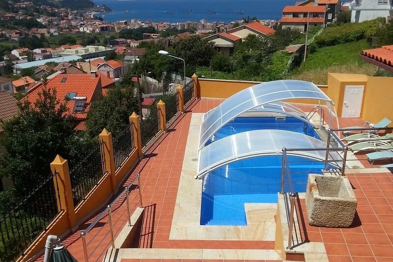 Bueu: House / Villa very close to Pontevedra, Vigo and Santiago